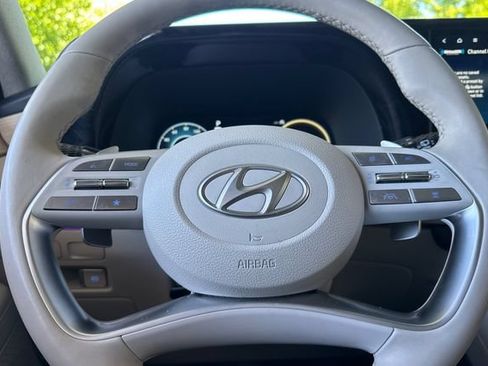 Used 2024 Hyundai Palisade Limited FWD image 24