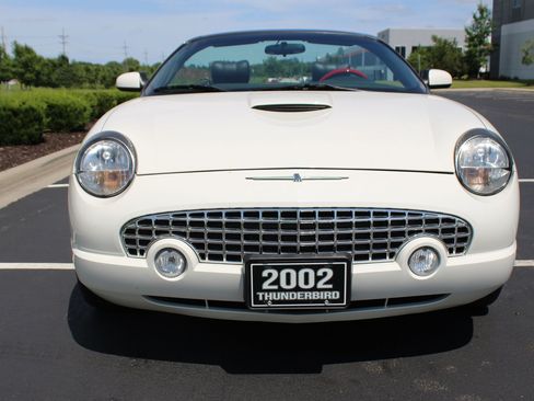 Used 2002 Ford Thunderbird RWD image 25
