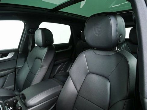 New 2026 Porsche Cayenne image 5