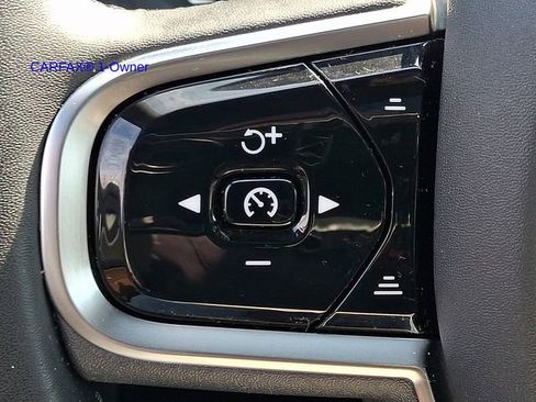 Certified 2023 Volvo XC60 B5 Plus w/ Climate Package image 21