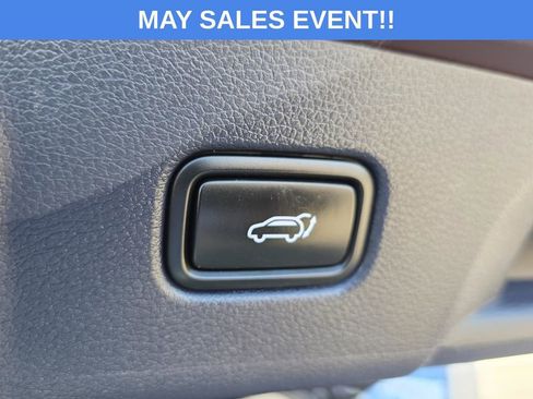 Used 2024 Hyundai Palisade Limited FWD image 17