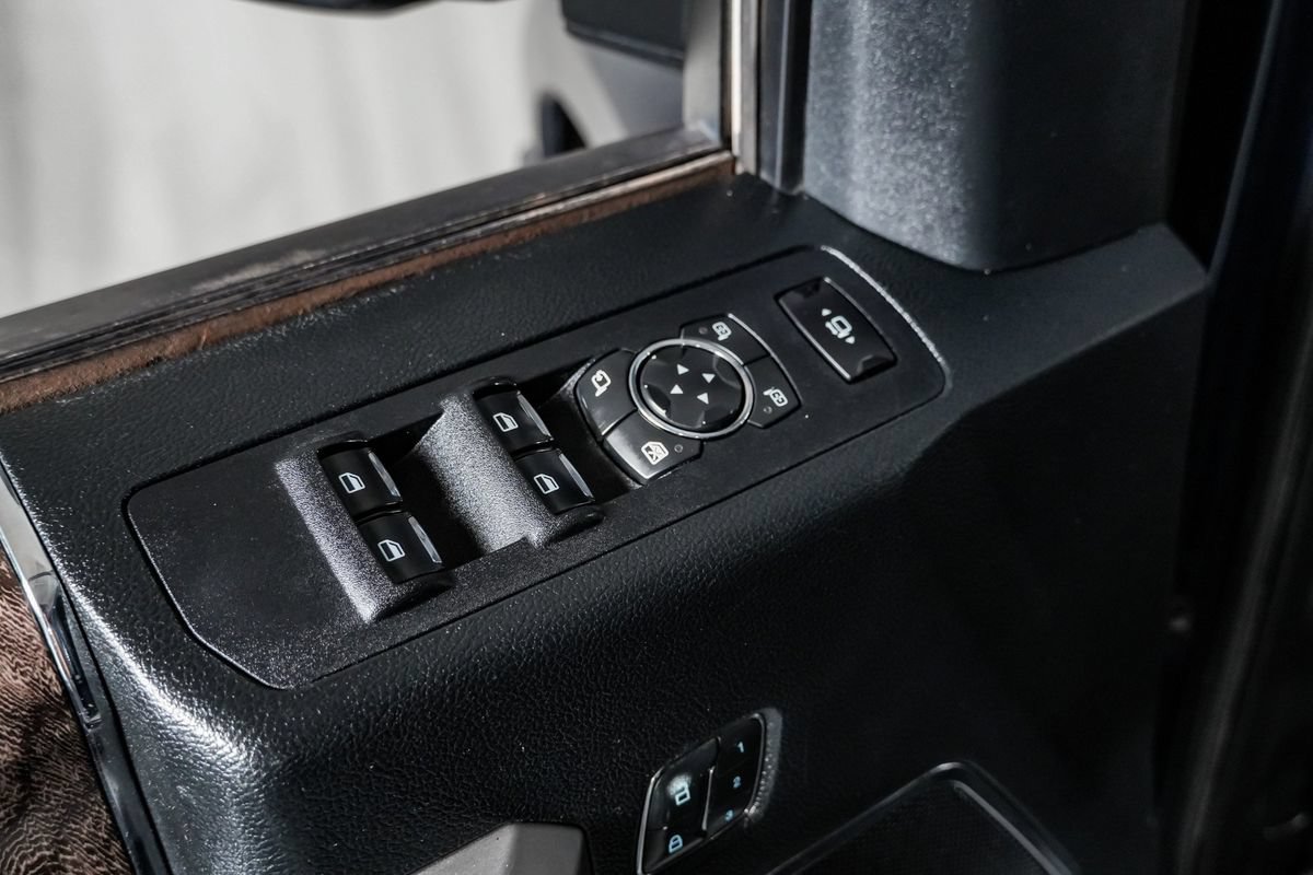 Used 2019 Ford F250 Lariat w/ Lariat Value Package AWD/4WD image 35