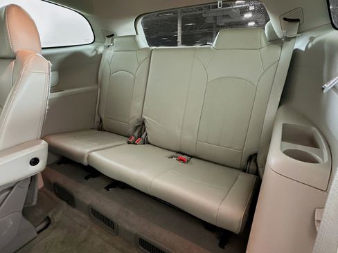 Used 2017 Buick Enclave Leather image 29
