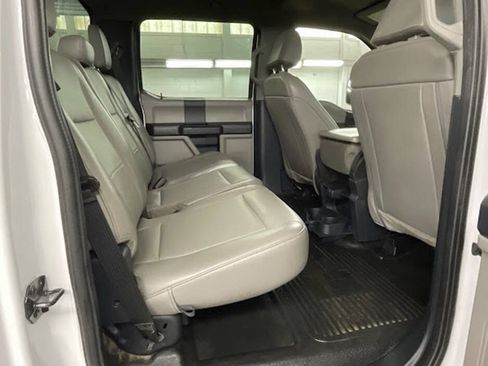 Used 2022 Ford F250 XL w/ Power Equipment Group AWD/4WD image 19