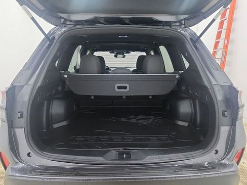 Used 2025 Subaru Forester Premium image 21