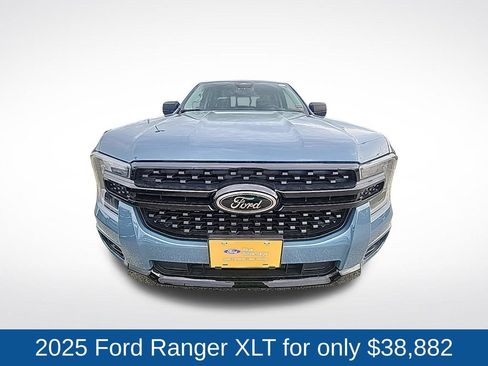 Certified 2025 Ford Ranger XLT w/ Black Appearance Package AWD/4WD image 2