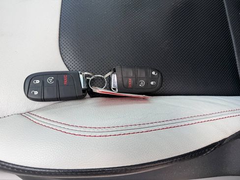 Used 2018 Jeep Compass Limited AWD/4WD image 26