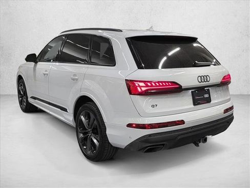 Certified 2025 Audi Q7 3.0T Premium Plus image 7