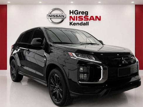 Used 2026 Mitsubishi Outlander Sport LE AWD/4WD image 3