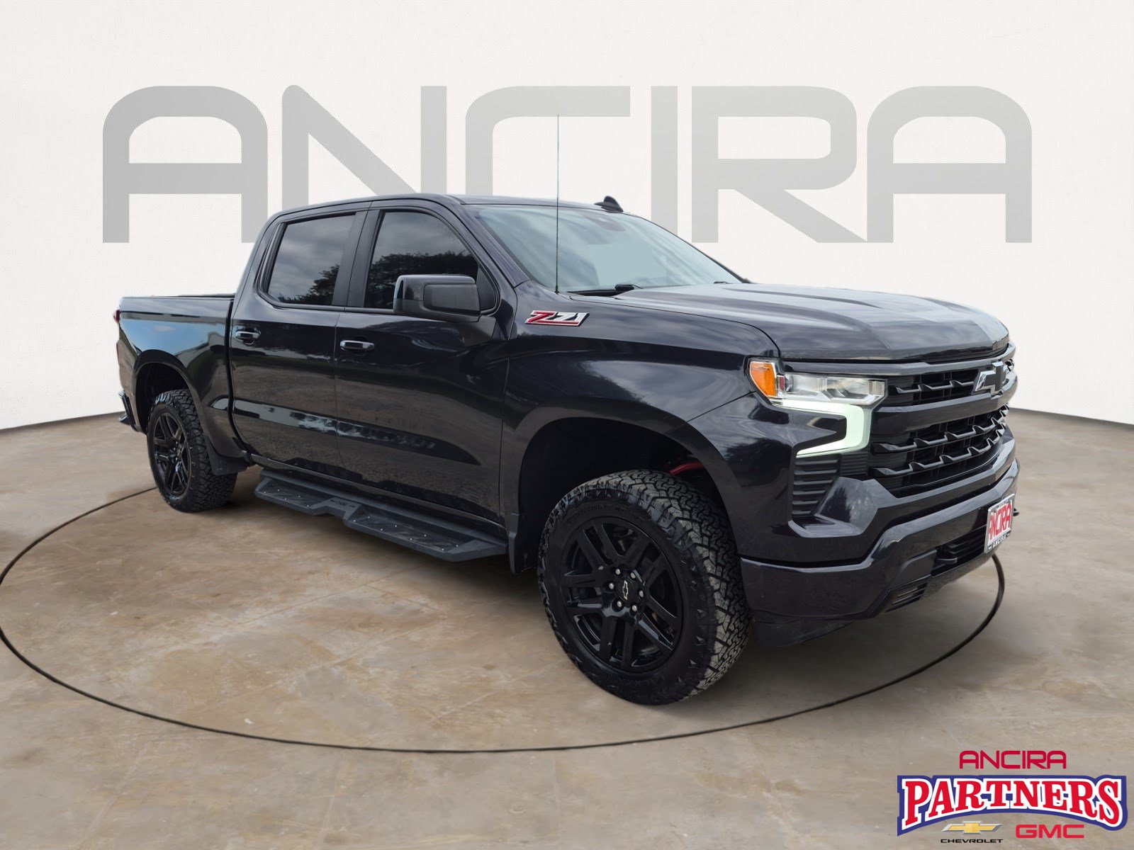 Used 2023 Chevrolet Silverado 1500 RST w/ Z71 Off-Road Package AWD/4WD image 1