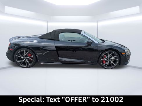 Certified 2021 Audi R8 V10 w/ Premium Package RWD image 2