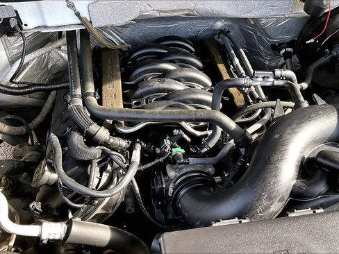 Used 2013 Ford F150 XLT w/ XLT Chrome Pkg image 33