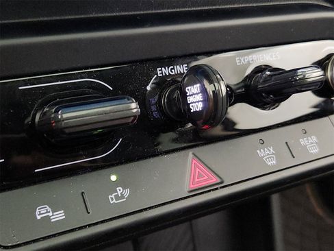 Used 2025 MINI Cooper S image 34