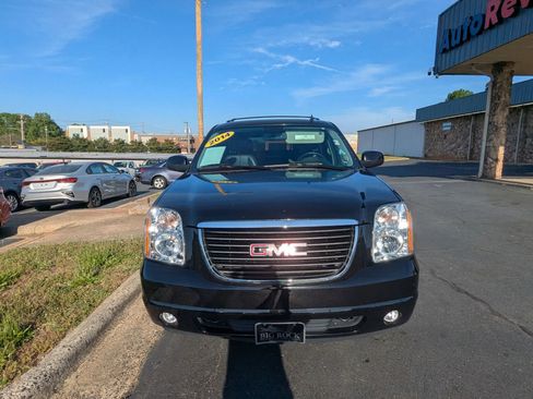 Used 2014 GMC Yukon SLT AWD/4WD image 2