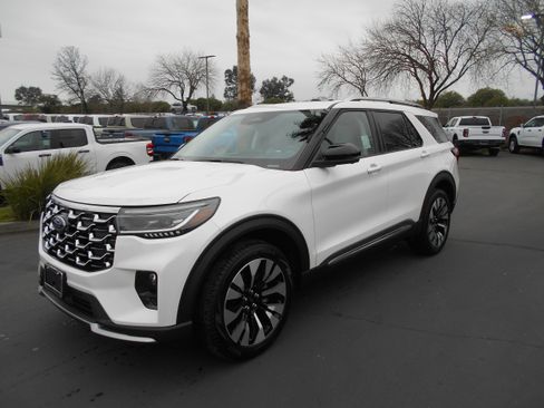 New 2026 Ford Explorer Platinum w/ LUX Leather Package image 24