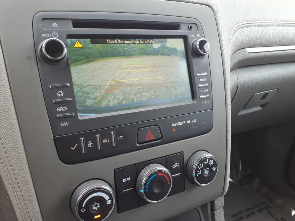 Used 2017 Chevrolet Traverse LS FWD image 19