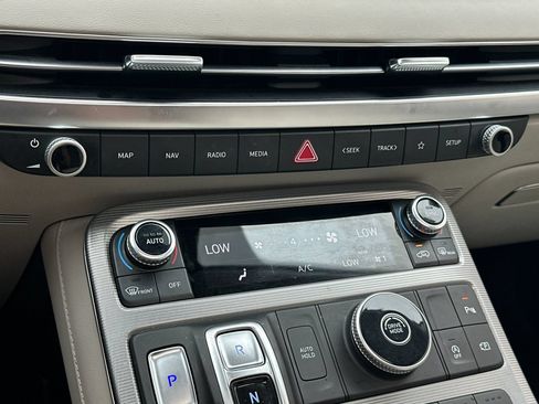 Used 2023 Hyundai Palisade Calligraphy w/ Winter Package FWD image 25