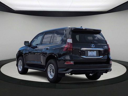 Used 2022 Lexus GX 460 Luxury w/ Sport Design Package image 6