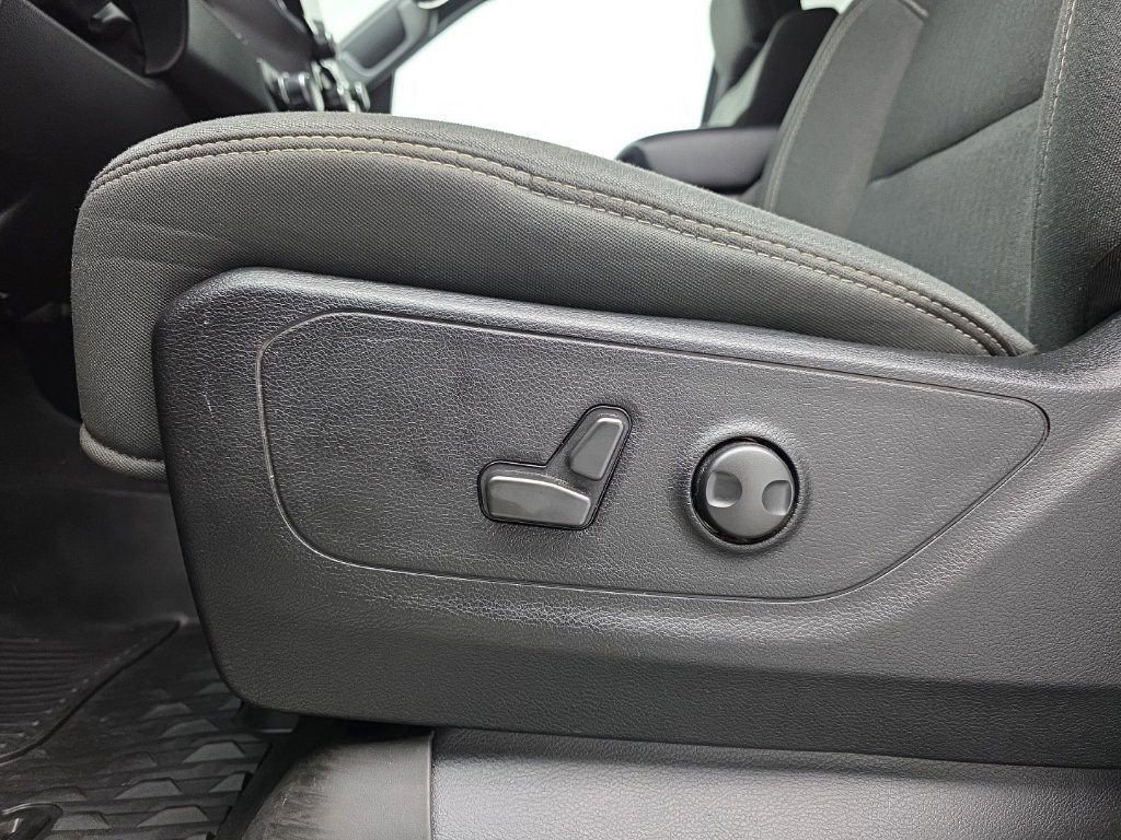 Used 2022 RAM 1500 Big Horn AWD/4WD image 16