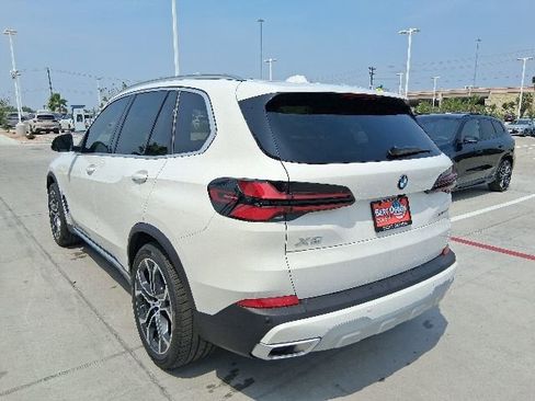 New 2026 BMW X5 sDrive40i w/ Premium Package RWD image 4