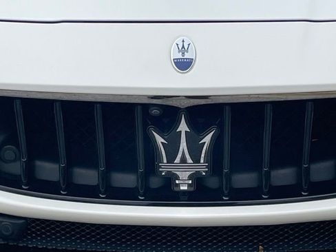 Used 2023 Maserati Ghibli Modena Q4 image 11