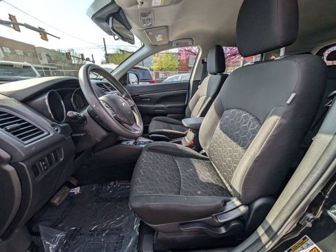 Used 2024 Mitsubishi Outlander Sport AWD image 15