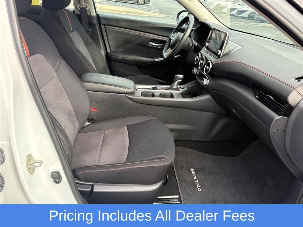 Used 2024 Nissan Sentra SR FWD image 17
