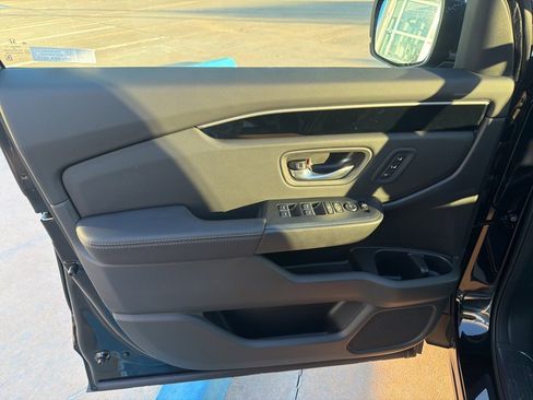 New 2026 Honda Pilot EX-L image 6