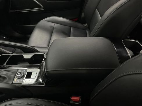 Used 2023 Kia Telluride LX image 19