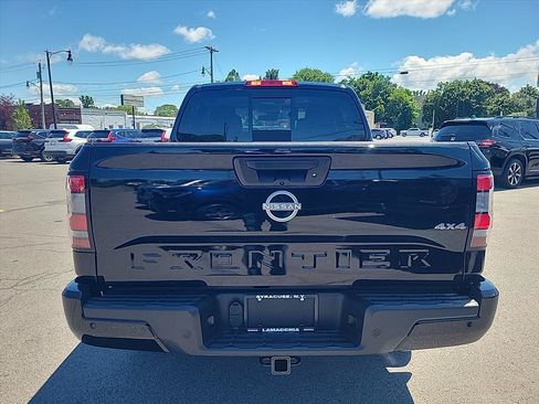 Used 2025 Nissan Frontier SV w/ SV Convenience Package AWD/4WD image 5
