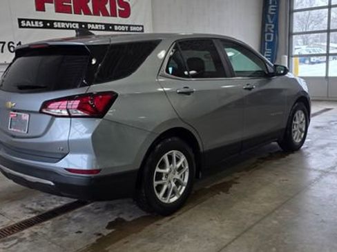 Used 2023 Chevrolet Equinox LT image 7