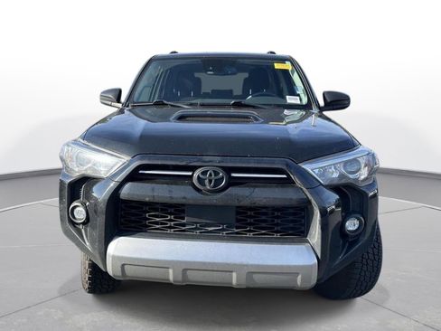 Used 2021 Toyota 4Runner TRD Off-Road image 3