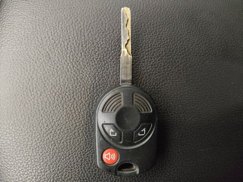 Used 2017 Ford Escape S image 32