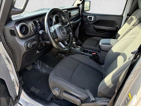 Used 2020 Jeep Wrangler Unlimited Sport S image 9