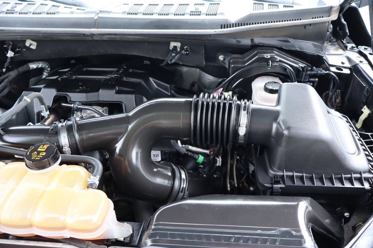 Used 2018 Ford F150 XL w/ Equipment Group 101A Mid AWD/4WD image 39