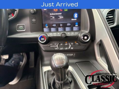 Used 2015 Chevrolet Corvette Stingray Coupe image 18