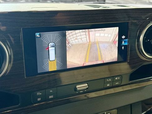 Used 2022 Mercedes-Benz Sprinter 3500 image 14