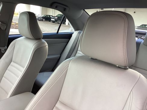 Certified 2016 Toyota Camry XLE image 22