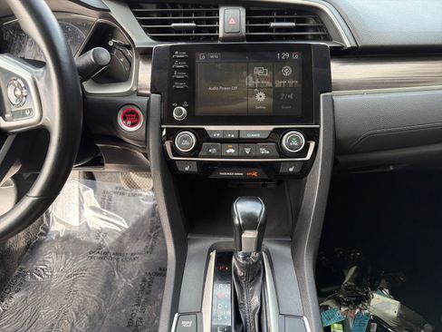 Used 2020 Honda Civic EX image 16