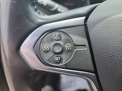 Used 2021 Chevrolet Traverse LT AWD/4WD image 14