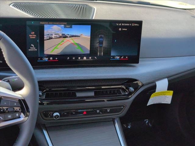 Used 2026 BMW 330i Sedan w/ Premium Package RWD image 11