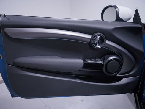 Used 2023 MINI Cooper S image 13