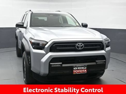 Certified 2026 Toyota 4Runner SR5 AWD/4WD image 11