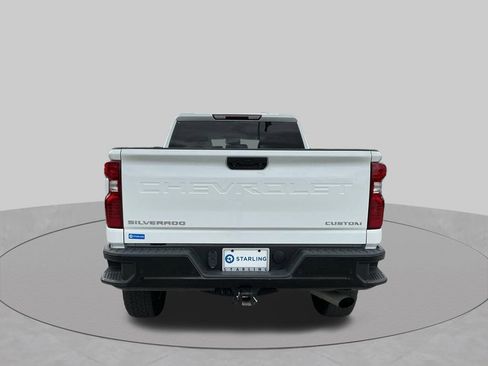 Used 2024 Chevrolet Silverado 2500 Custom w/ Custom Convenience Package AWD/4WD image 8