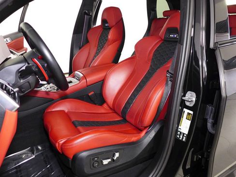 Used 2024 BMW X5 M Competition w/ Executive Package image 21