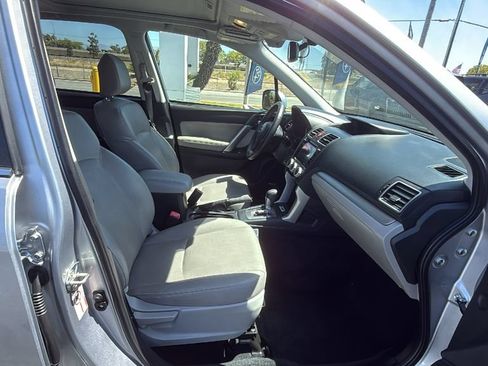 Used 2016 Subaru Forester 2.5i Limited AWD/4WD image 16