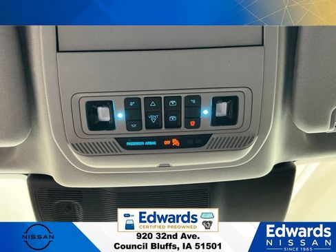 Used 2021 Ford Explorer XLT w/ Equipment Group 202A AWD/4WD image 36