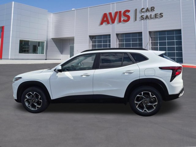 Used 2026 Chevrolet Trax LT FWD image 10