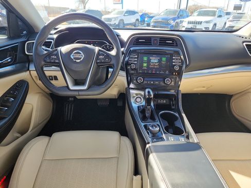 Used 2020 Nissan Maxima 3.5 SL w/ Floor Mat Group image 10