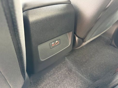 Used 2023 Nissan Frontier PRO-4X w/ Technology Package image 18